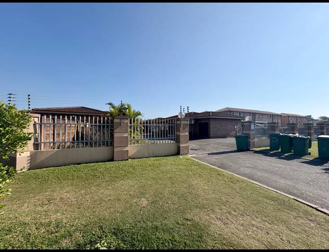 2 BEDROOM SECTIONAL TITLE FOR SALE IN ARBORETUM
